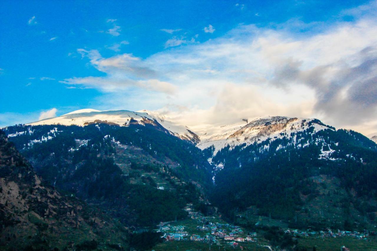 Highq Manali Hotel Exterior foto