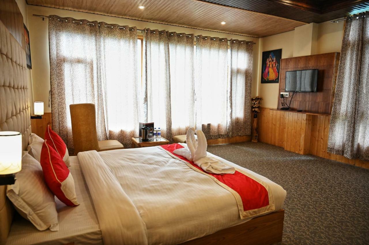 Highq Manali Hotel Exterior foto